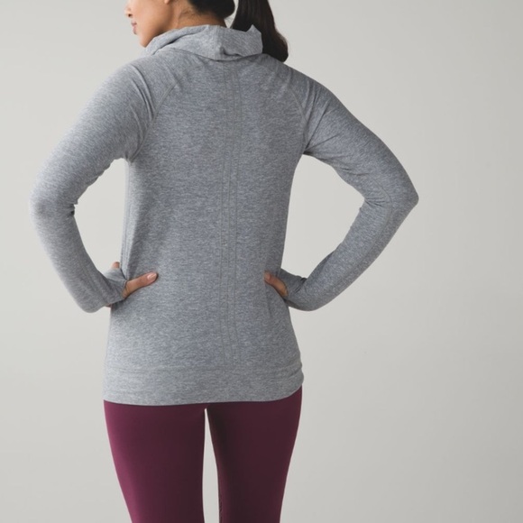 Lululemon Make A Move Long Sleeve in Heathered Battleship - Picture 2 of 10